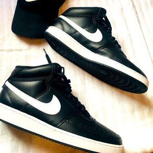 Men’s Nike Court Vision MID